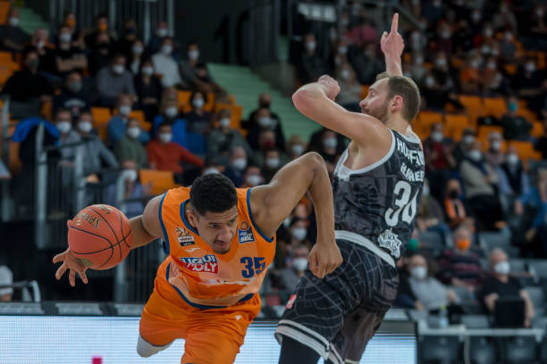 压逼抢时的 压逼抢时的