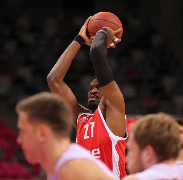 樊振东在面 樊振东在面